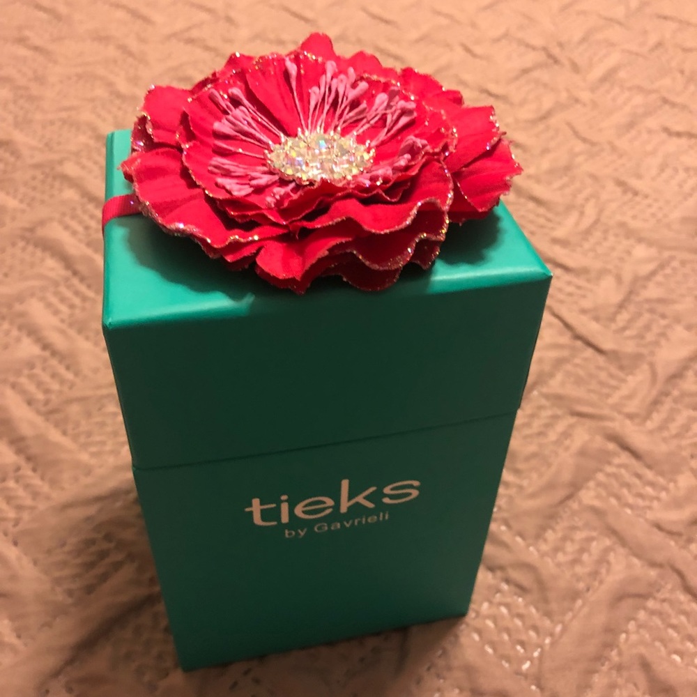 Tieks box